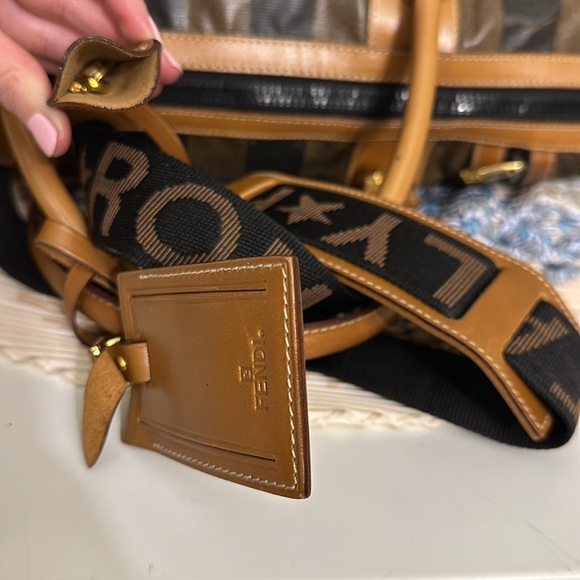 Vintage Fendi Pecan Weekender - Picture 17 of 17